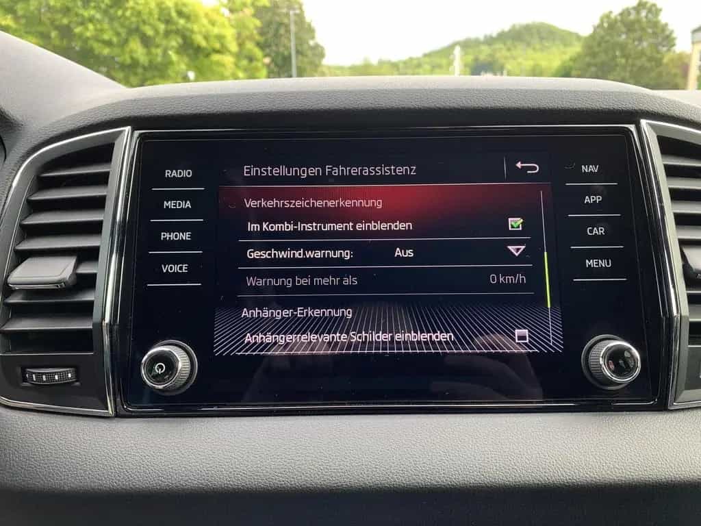 Skoda Karoq 1.5TSI DSG Sportline AHK+CANTON+Virtual 06/2019-photo-26