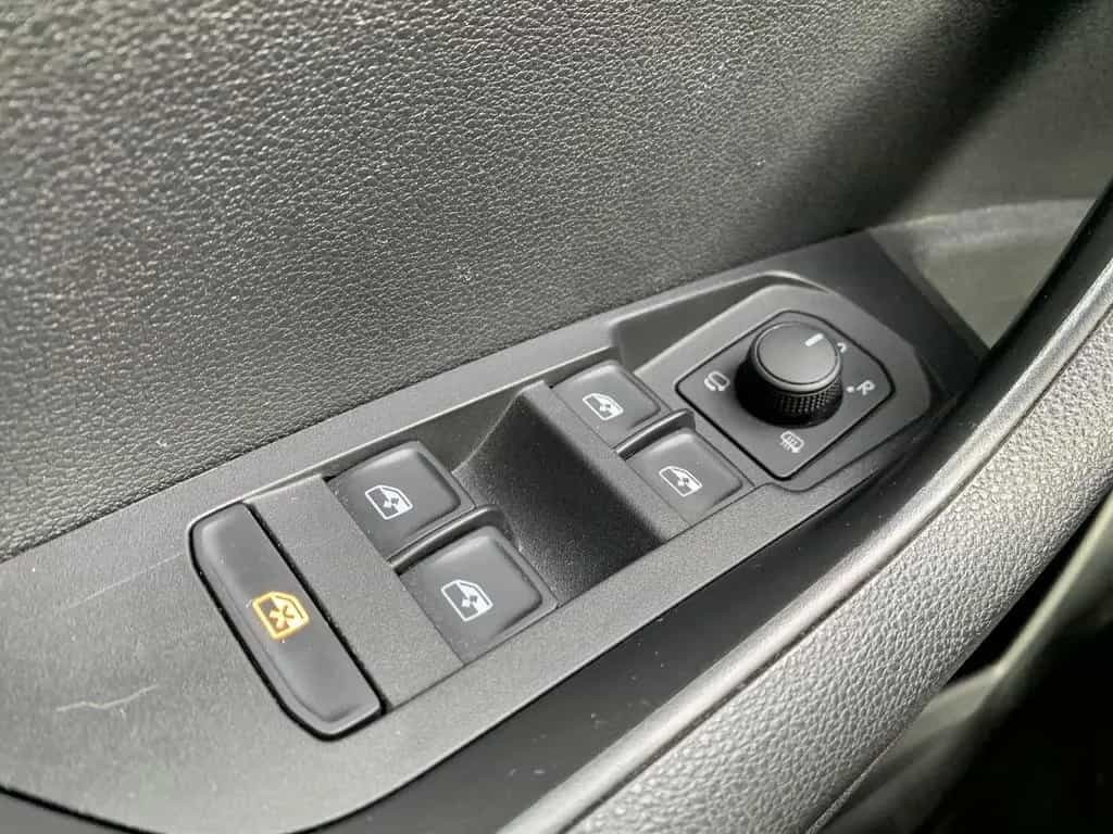 Skoda Karoq 1.5TSI DSG Sportline AHK+CANTON+Virtual 06/2019-photo-28
