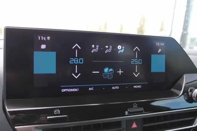 Citroën C4 Feel Puretech 130 EAT8 09/2021-photo-11
