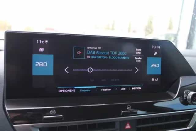 Citroën C4 Feel Puretech 130 EAT8 09/2021-photo-12