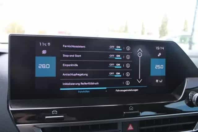 Citroën C4 Feel Puretech 130 EAT8 09/2021-photo-15