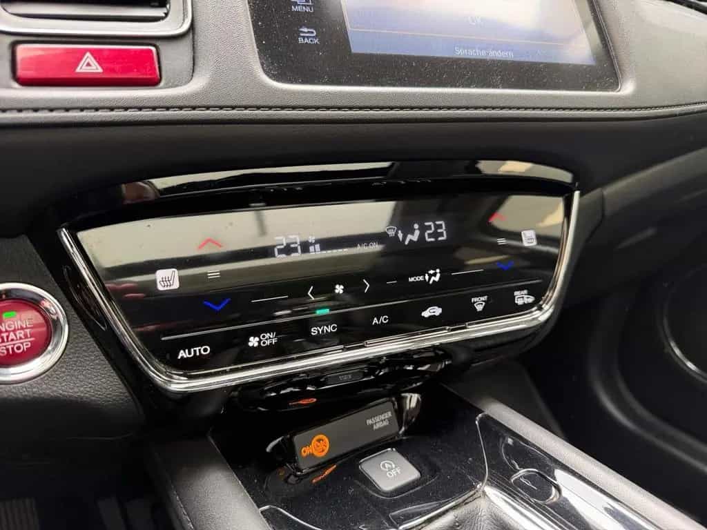 Honda HR-V 1.5 VTEC Executive*PANO*NAVI*KAM*SPUR 02/2018-photo-13