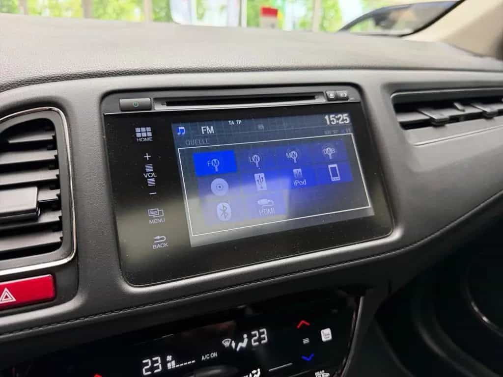 Honda HR-V 1.5 VTEC Executive*PANO*NAVI*KAM*SPUR 02/2018-photo-17