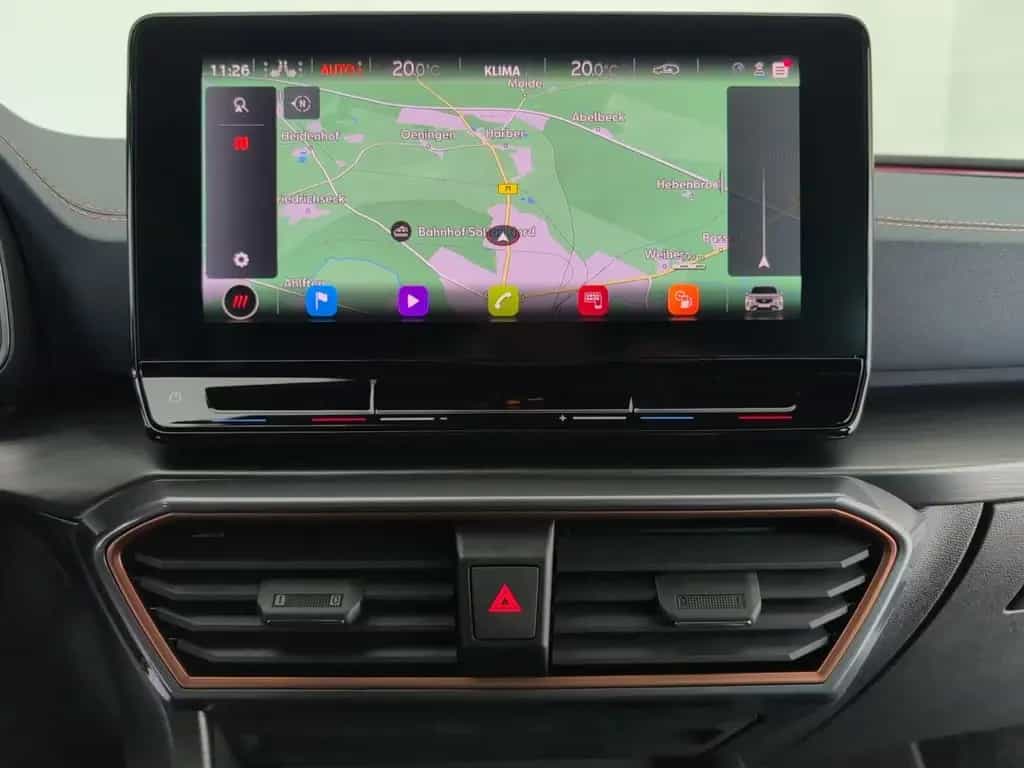 Cupra Formentor 1.5 TSI LEDER Navi CarPlay 18" MATT ! 02/2024-photo-29