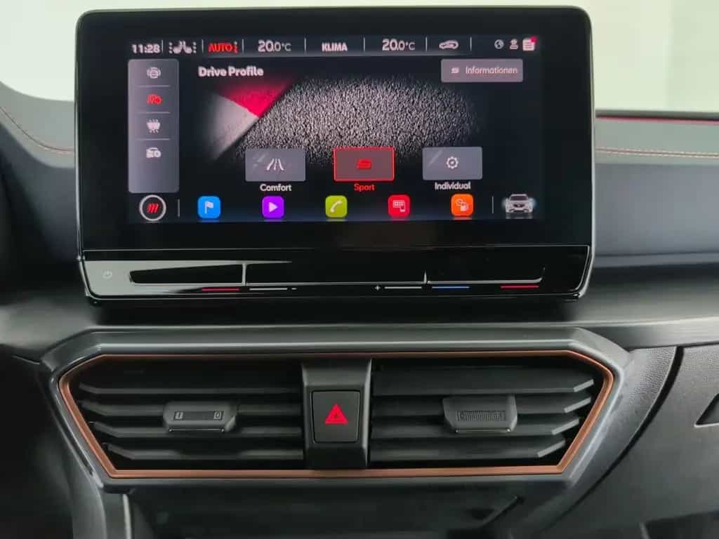 Cupra Formentor 1.5 TSI LEDER Navi CarPlay 18" MATT ! 02/2024-photo-37