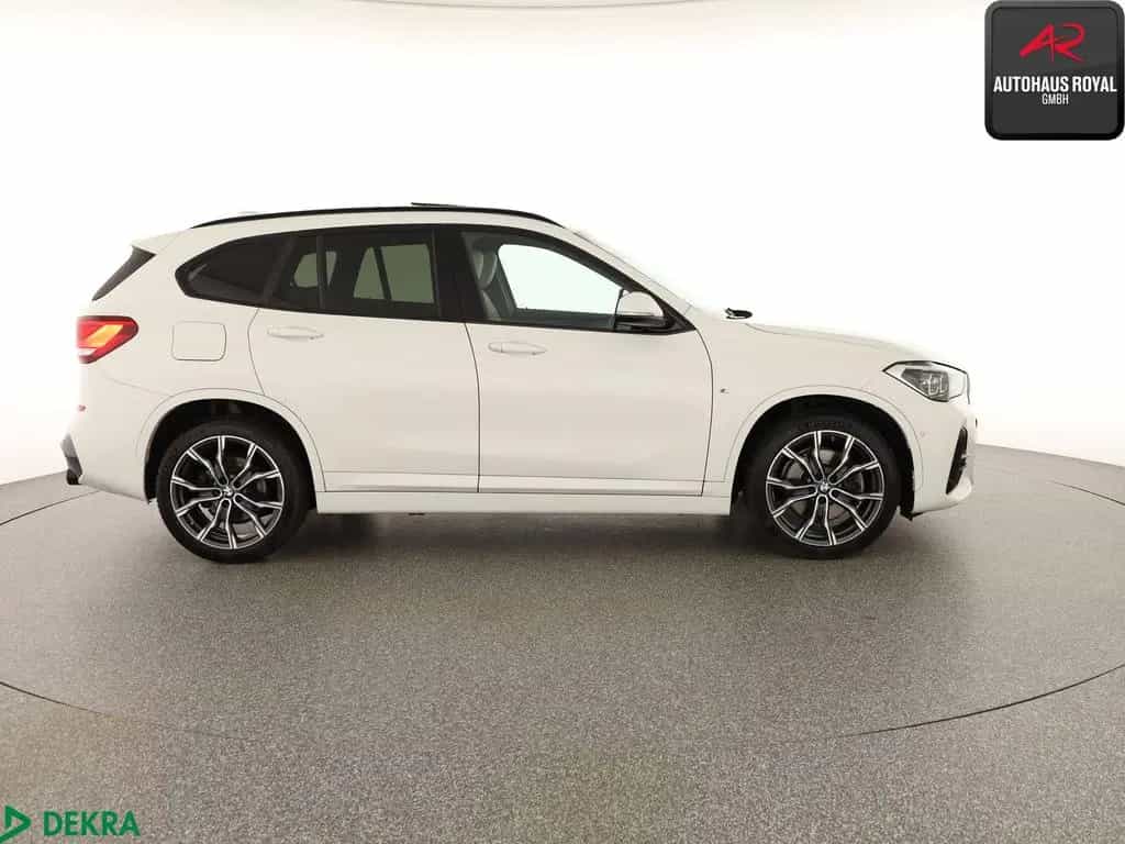 BMW X1 xDrive20d M SPORT SHADOW,HEADUP,CARPLAY,1.HD 06/2022-photo-5