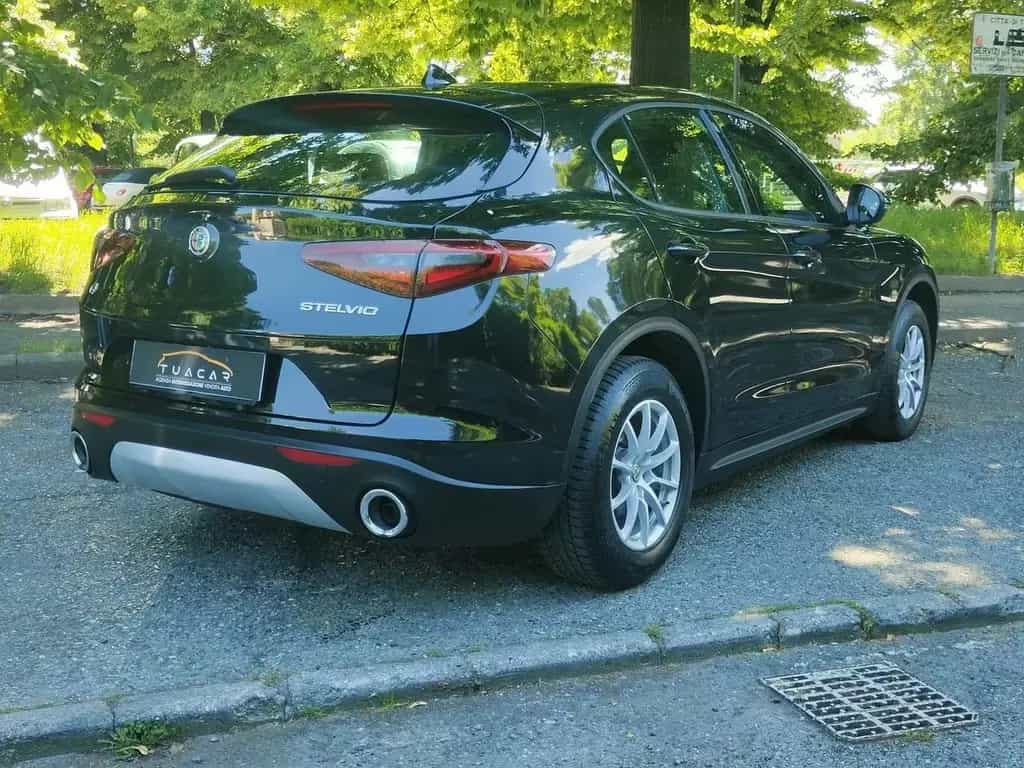 Alfa Romeo Stelvio 2.2 TD Business Q4 190 #10819 05/2019-photo-3