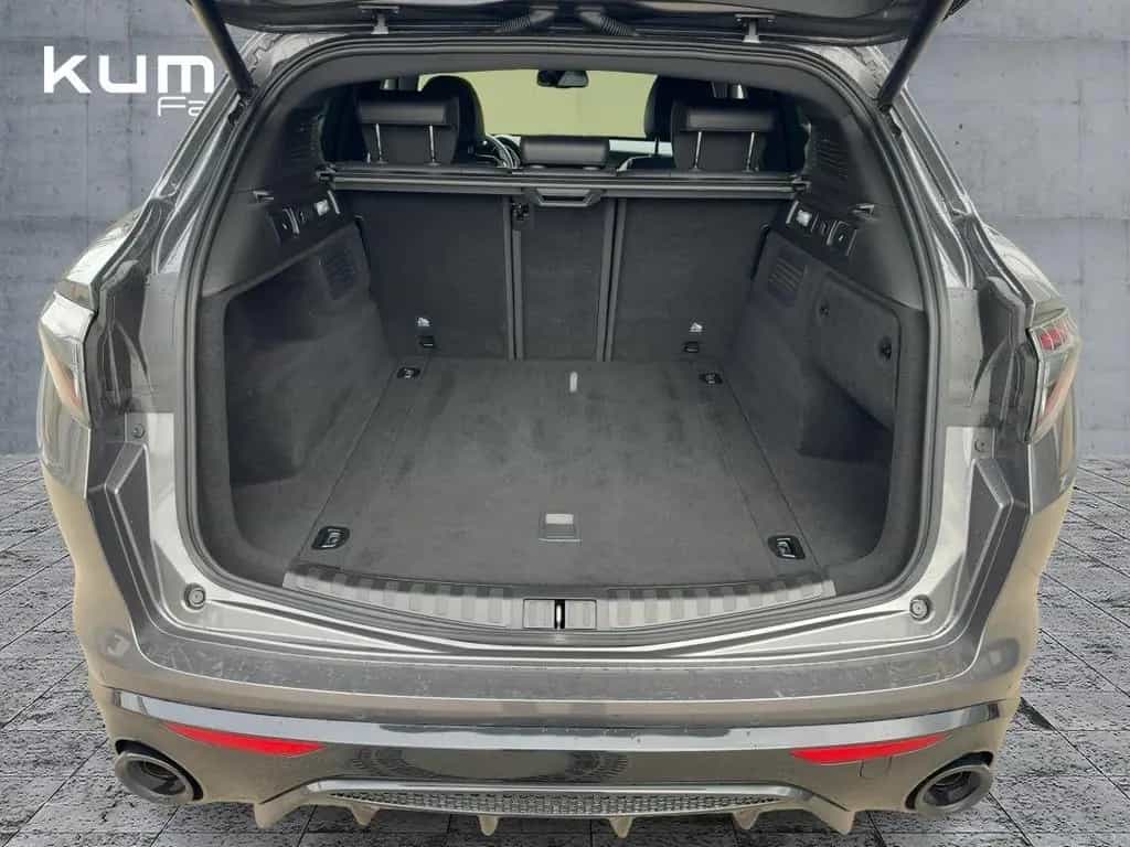 Alfa Romeo Stelvio MY23 Veloce 2.0 Turbo 16V 280 PS 03/2024-photo-12
