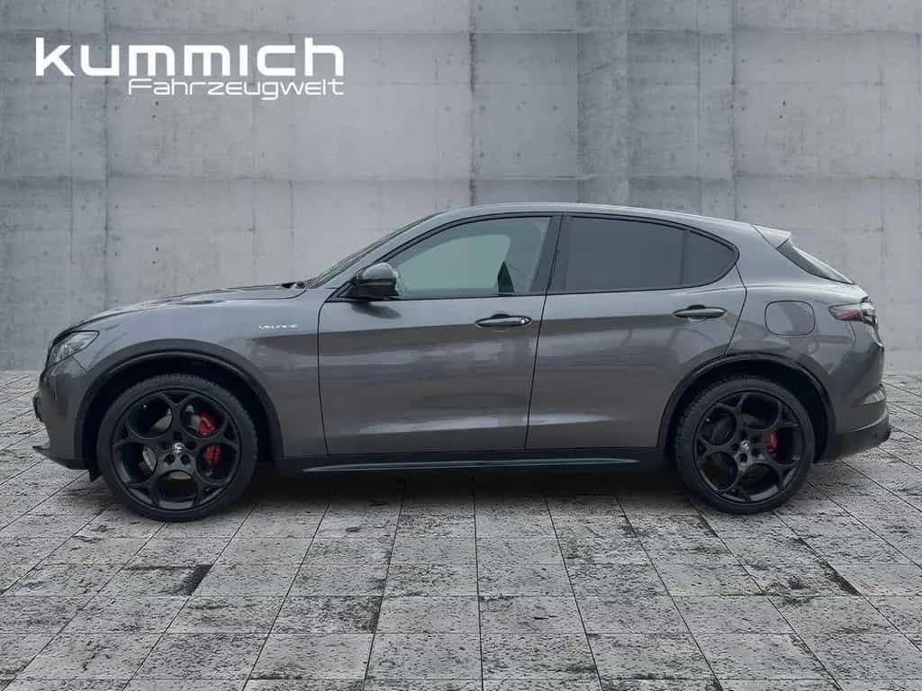 Alfa Romeo Stelvio MY23 Veloce 2.0 Turbo 16V 280 PS 03/2024-photo-5