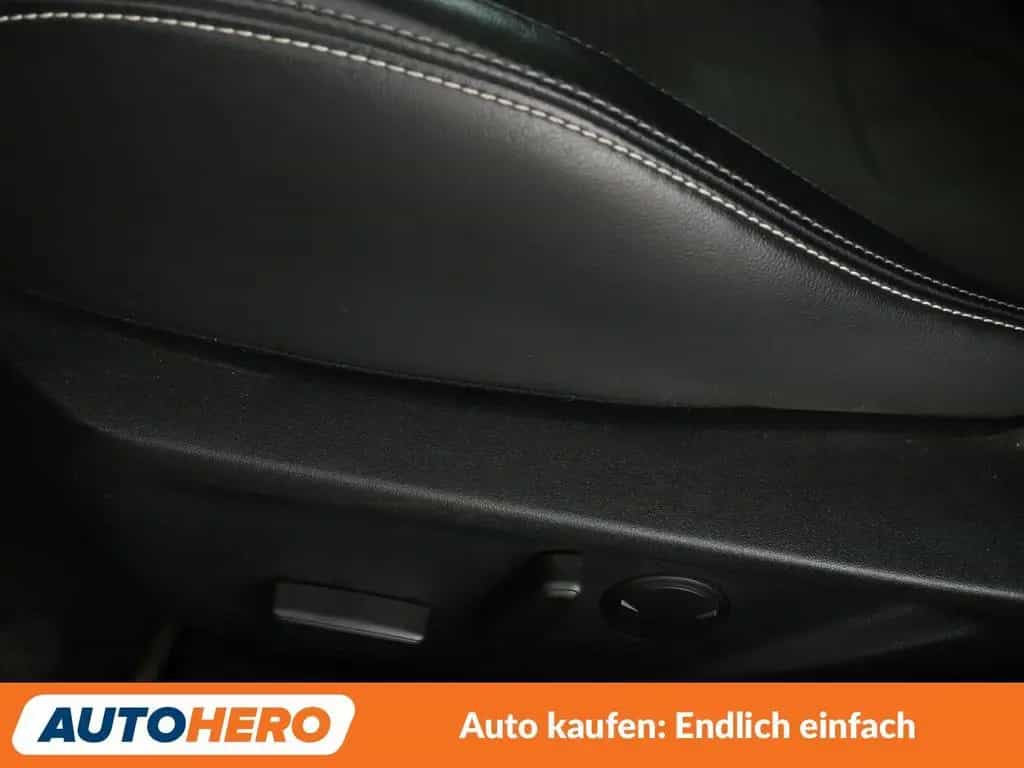 Ford Focus 2.0 TDCi EcoBlue ST*NAVI*LED*ACC*CAM*PDC* 09/2020-photo-30