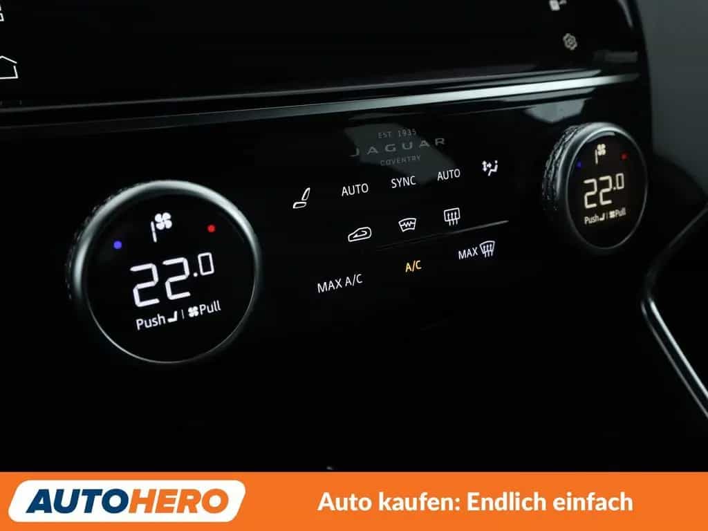 Jaguar E-Pace P200 Mild-Hybrid R-Dynamic Black AWD 01/2023-photo-24