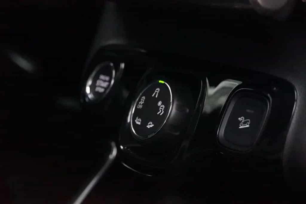 Citroën C3 Aircross Shine Pack *SHZ* *Kamera* *LED* 04/2022-photo-26