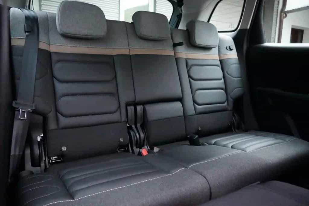 Citroën C3 Aircross Shine Pack *SHZ* *Kamera* *LED* 04/2022-photo-32