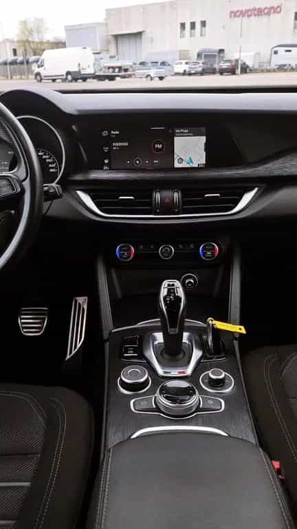 Alfa Romeo Stelvio 2.2 Diesel 190CV AT8 Q4 12/2022-photo-6