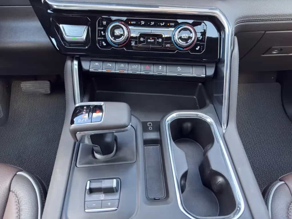 GMC Sierra Denali CrewCab 1500 4WD PANO+HUD+BOSE null-photo-21
