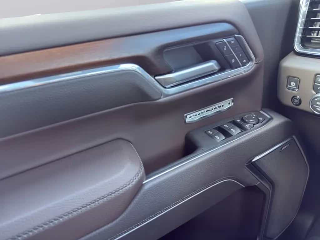 GMC Sierra Denali CrewCab 1500 4WD PANO+HUD+BOSE null-photo-22