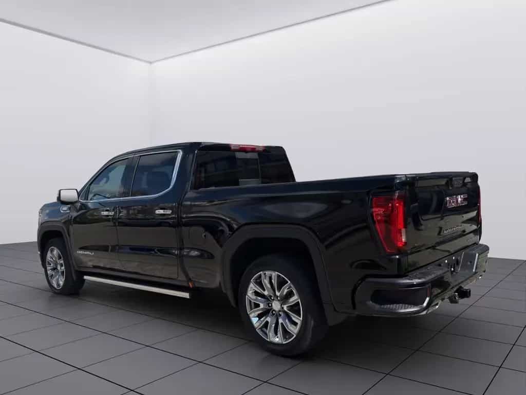 GMC Sierra Denali CrewCab 1500 4WD PANO+HUD+BOSE null-photo-3