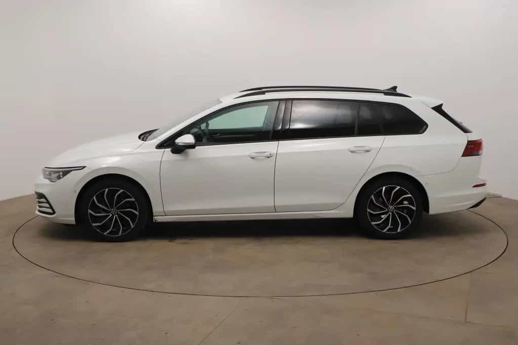Volkswagen Golf Variant 1.5 eTSI 110kW DSG LED*PDC*NAV*TEMP 03/2024-photo-11