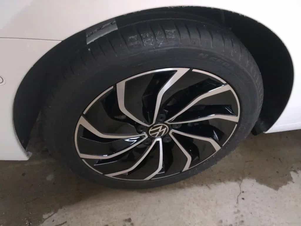 Volkswagen Golf Variant 1.5 eTSI 110kW DSG LED*PDC*NAV*TEMP 03/2024-photo-16