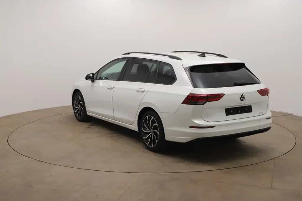 Volkswagen Golf Variant 1.5 eTSI 110kW DSG LED*PDC*NAV*TEMP 03/2024-photo-3