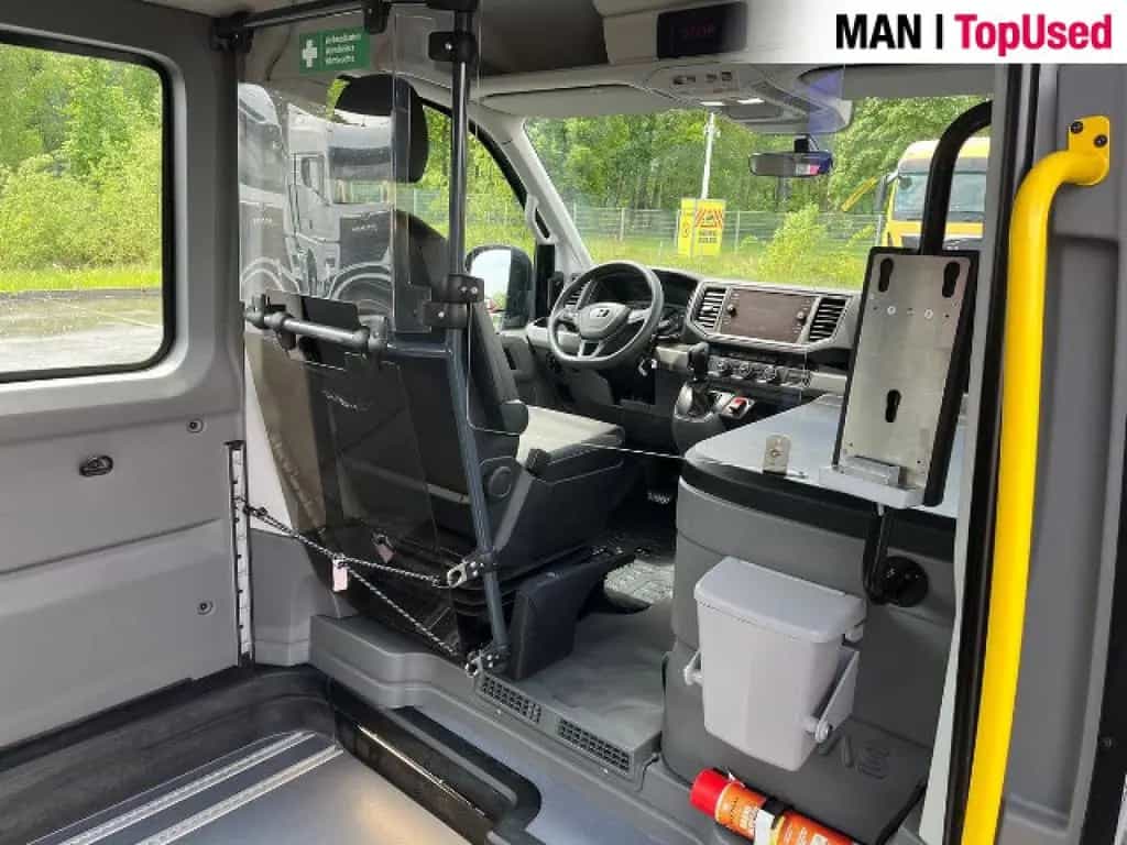 MAN TGE 3.140 4X2F MINIBUS NIEDERFLUR AUTOMATIK 05/2024-photo-15