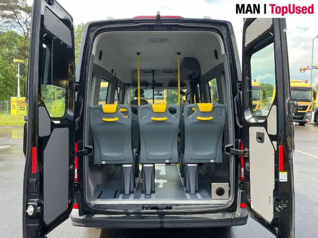MAN TGE 3.140 4X2F MINIBUS NIEDERFLUR AUTOMATIK 05/2024-photo-8