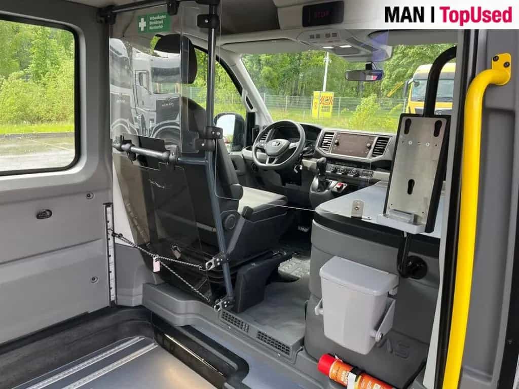 MAN TGE 3.140 4X2F MINIBUS NIEDERFLUR AUTOMATIK 05/2024-photo-15