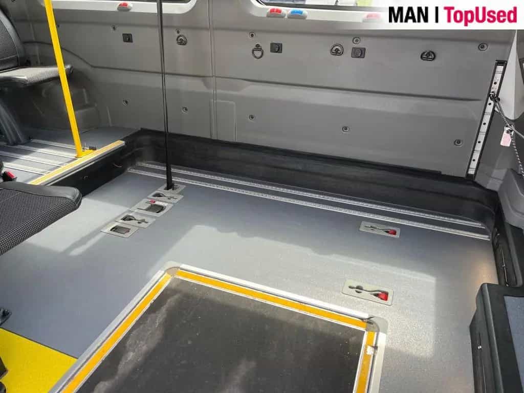MAN TGE 3.140 4X2F MINIBUS NIEDERFLUR AUTOMATIK 05/2024-photo-16