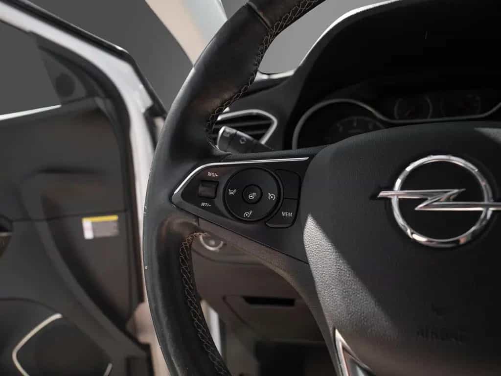 Opel Grandland (X) Grandland Innovation AHK Grip-Control PANO 11/2019-photo-14