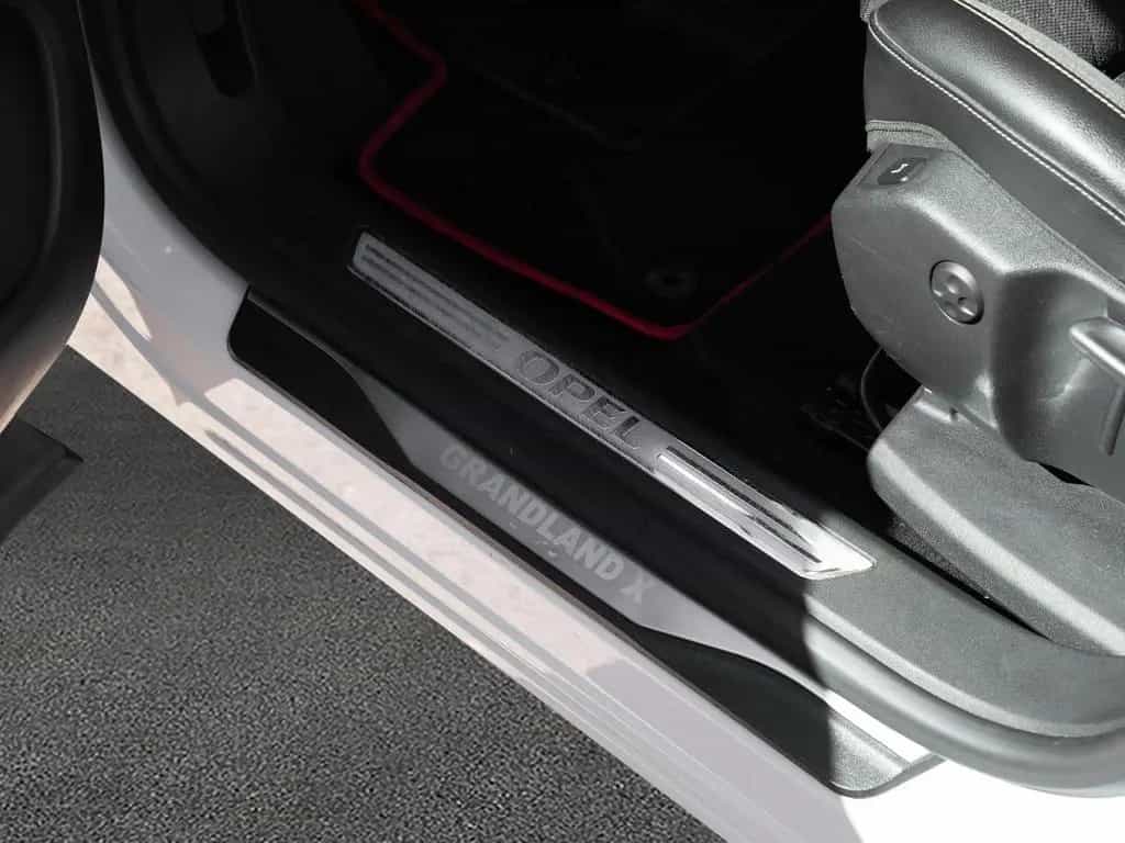 Opel Grandland (X) Grandland Innovation AHK Grip-Control PANO 11/2019-photo-25