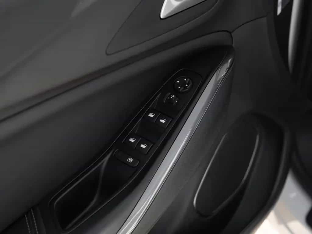 Opel Grandland (X) Grandland Innovation AHK Grip-Control PANO 11/2019-photo-26