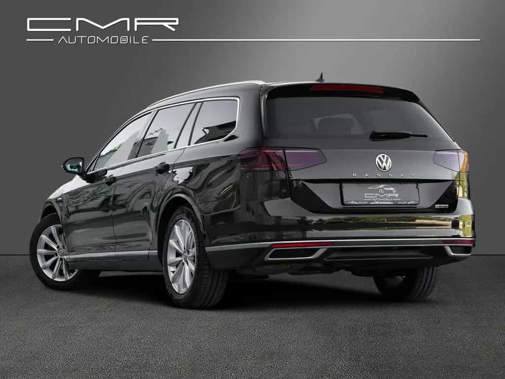 Volkswagen Passat Variant Elegance 4Motion Business-P Prem. 06/2020-photo-8