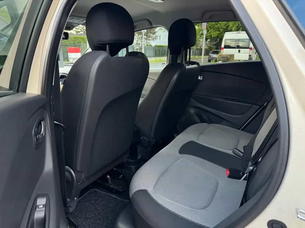 Renault Captur 1.2 Dynamique*Aut*Nav*Temp*PDC*TÜV NEU 08/2015-photo-15