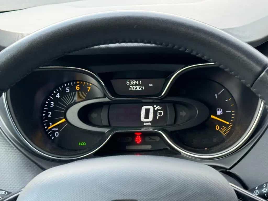 Renault Captur 1.2 Dynamique*Aut*Nav*Temp*PDC*TÜV NEU 08/2015-photo-21