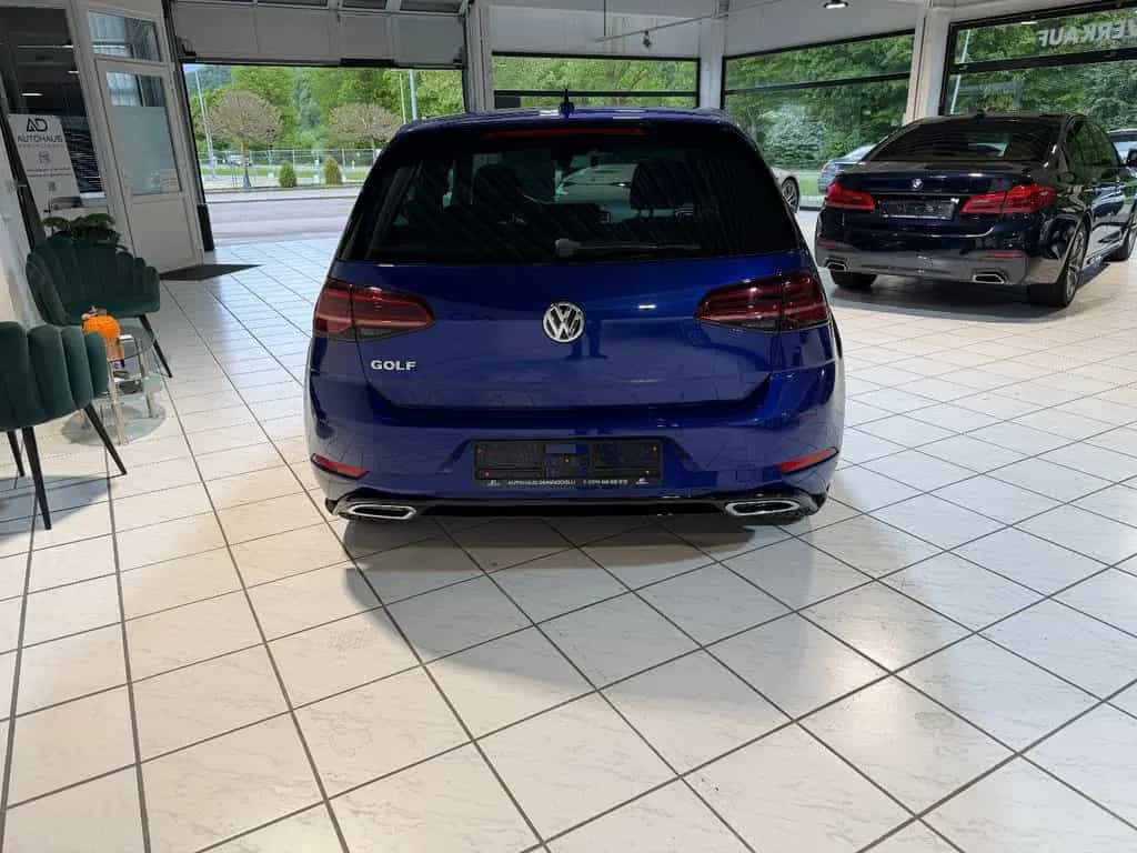 Volkswagen Golf VII Lim. R Line Highline BMT Stdhz+Panor.d 01/2018-photo-5