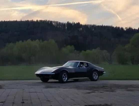 Corvette C3 mit Chromstoßstangen & H-Zulassung 09/1970-photo-2