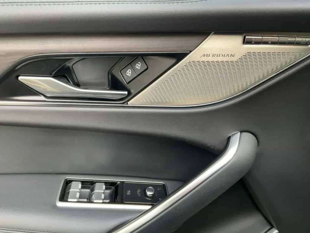 Jaguar F-Pace D200 AWD SE LED+NAV+ACC+SHZ+RFK+DAB+LM20" 01/2023-photo-16