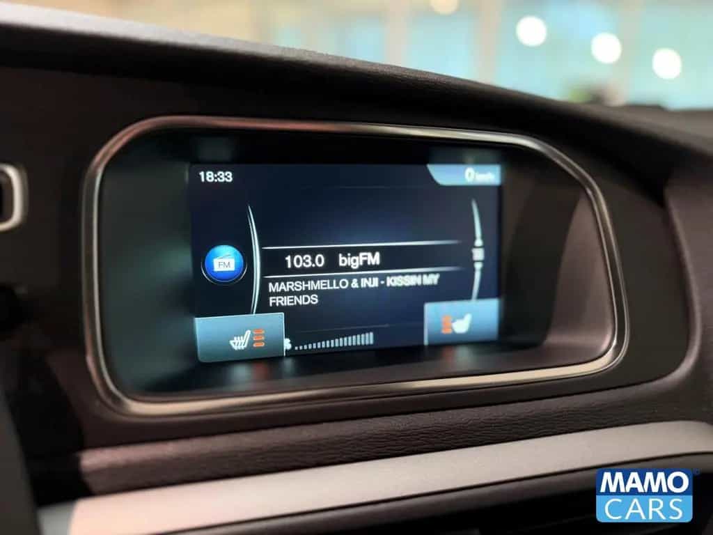 Volvo V40 T2 Kinetic CAM/SHZ/NAVI/KLIMA/PDC/FSH 12/2016-photo-15
