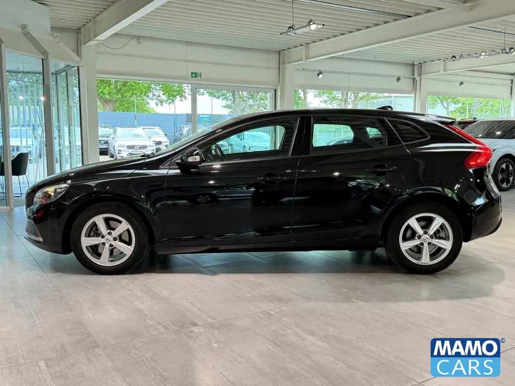 Volvo V40 T2 Kinetic CAM/SHZ/NAVI/KLIMA/PDC/FSH 12/2016-photo-2