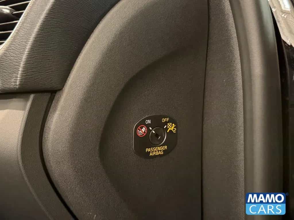 Volvo V40 T2 Kinetic CAM/SHZ/NAVI/KLIMA/PDC/FSH 12/2016-photo-25