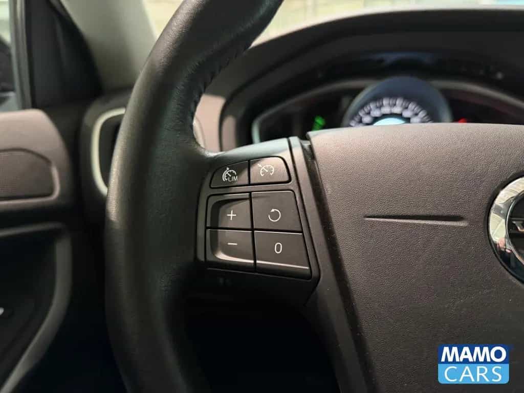 Volvo V40 T2 Kinetic CAM/SHZ/NAVI/KLIMA/PDC/FSH 12/2016-photo-26