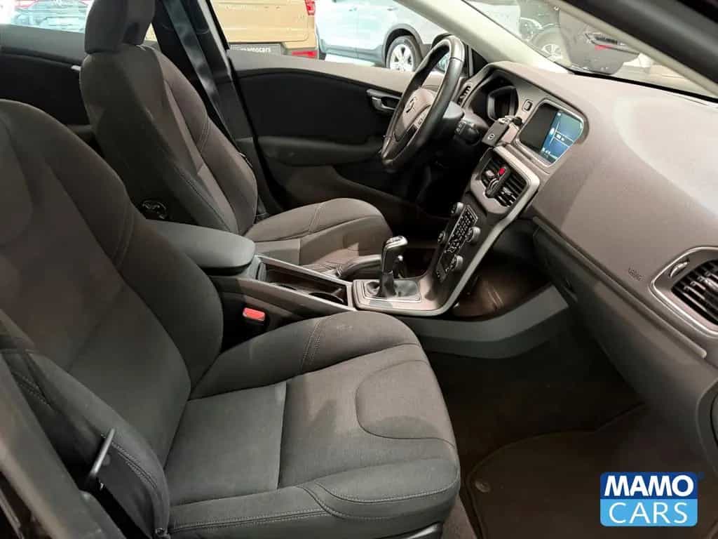Volvo V40 T2 Kinetic CAM/SHZ/NAVI/KLIMA/PDC/FSH 12/2016-photo-34