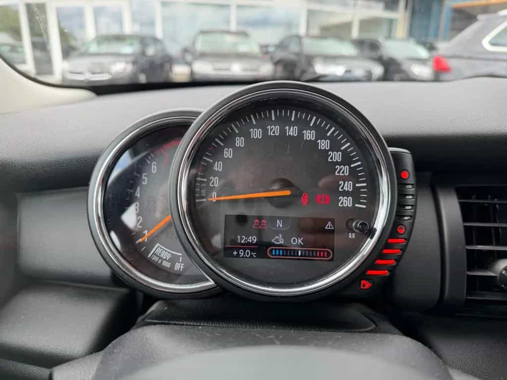MINI ONE Mini 3-trg LED SHG Navi 2.Hand Euro6 08/2014-photo-16