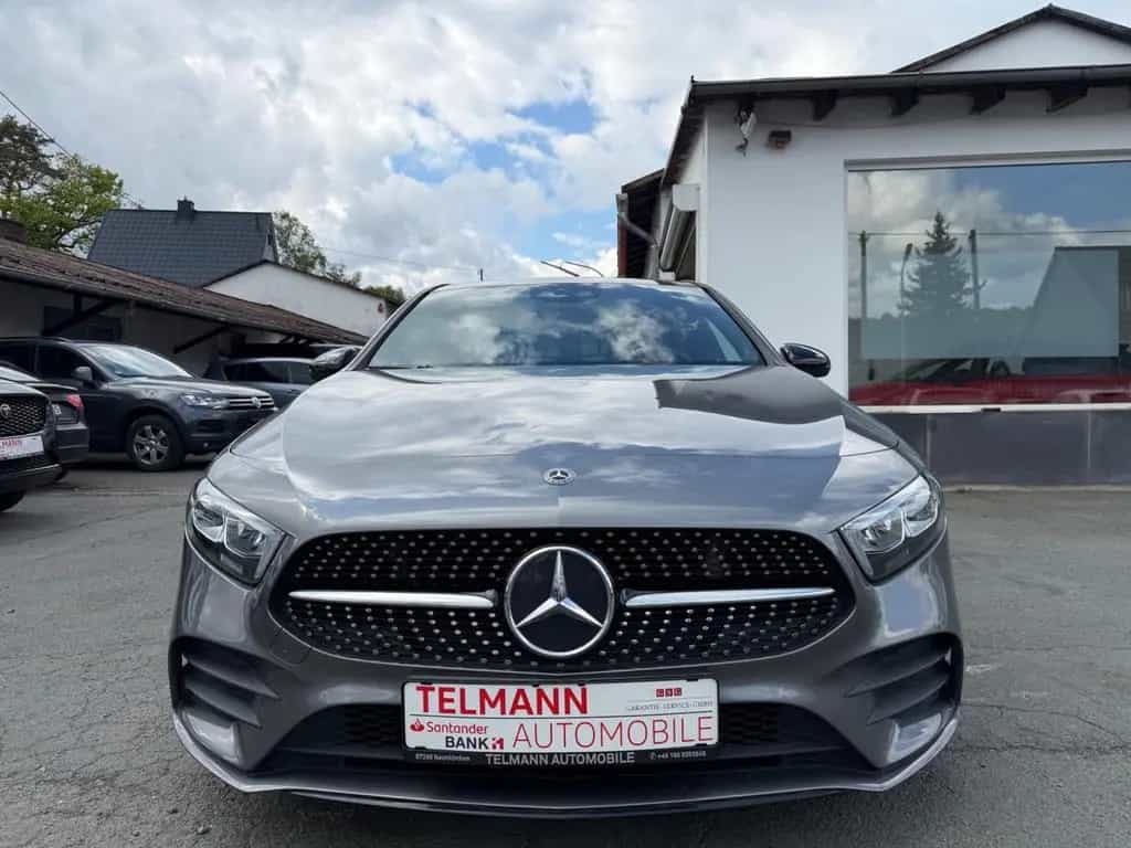 Mercedes-Benz A 200 /LED/AMG-LINE/S-SITZE/ 08/2018-photo-2