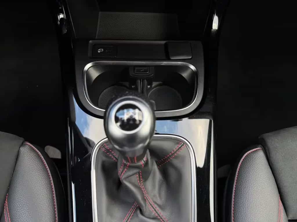 Mercedes-Benz A 200 /LED/AMG-LINE/S-SITZE/ 08/2018-photo-22