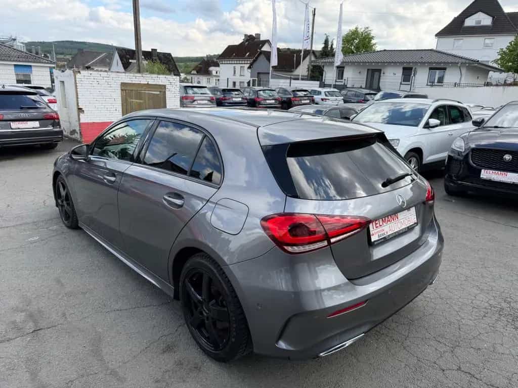 Mercedes-Benz A 200 /LED/AMG-LINE/S-SITZE/ 08/2018-photo-4