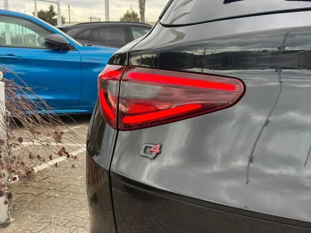 Alfa Romeo Stelvio Alfa Stelvio 2.2 TD 210 CV AT8 Q4 Veloce 09/2021-photo-11