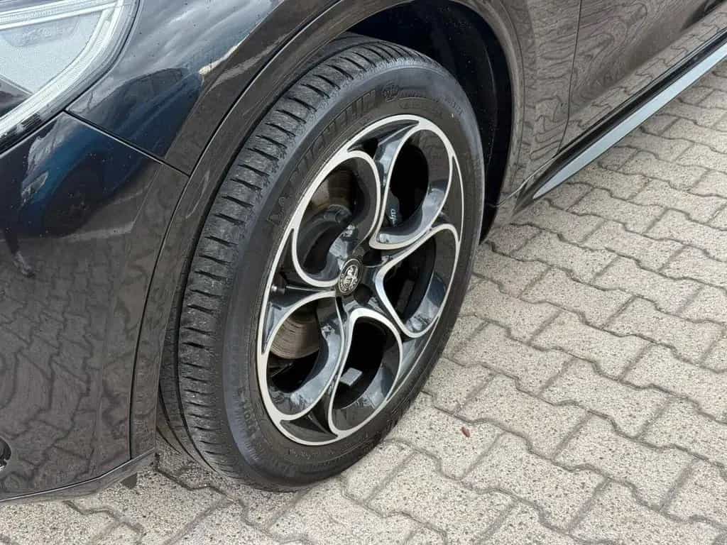 Alfa Romeo Stelvio Alfa Stelvio 2.2 TD 210 CV AT8 Q4 Veloce 09/2021-photo-2