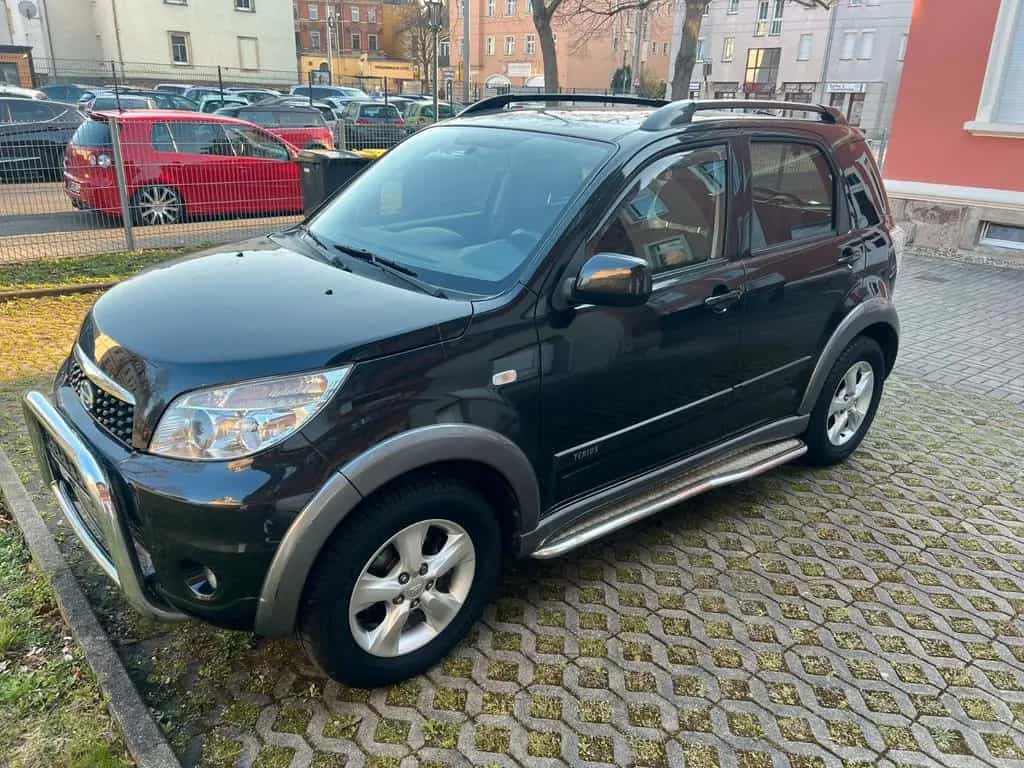 Daihatsu Terios 1.5/4x4/Tempomat/1-Hand/8xAlufelgen 12/2010-photo-0