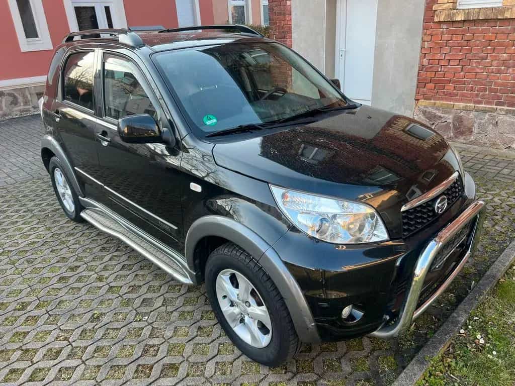 Daihatsu Terios 1.5/4x4/Tempomat/1-Hand/8xAlufelgen 12/2010-photo-1